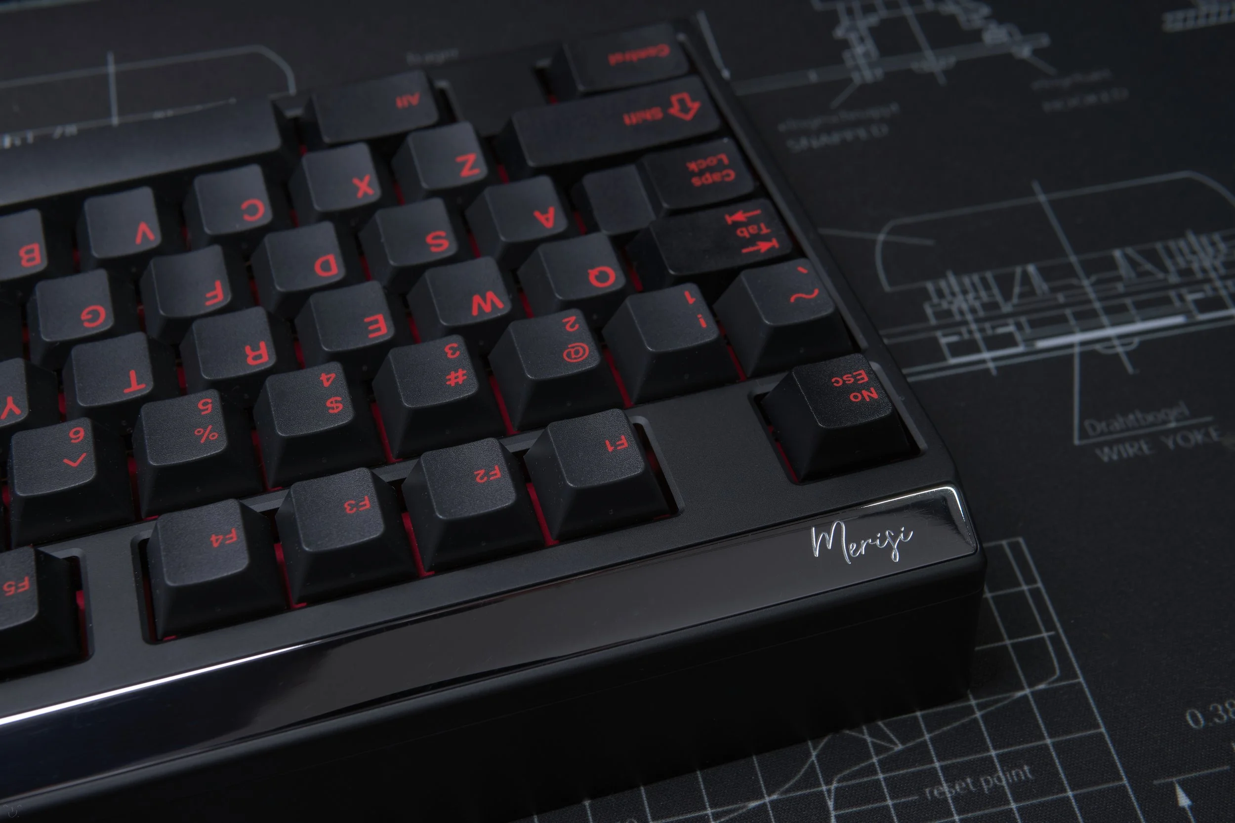 Merisi Works 500C/M — Lightning Keyboards